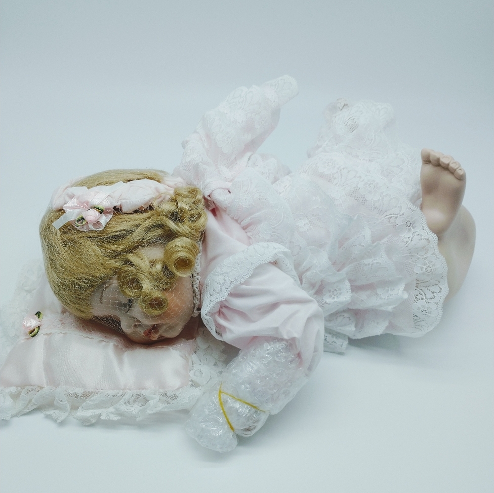 Vintage Artmark Porcelain Doll Debutante Dolls